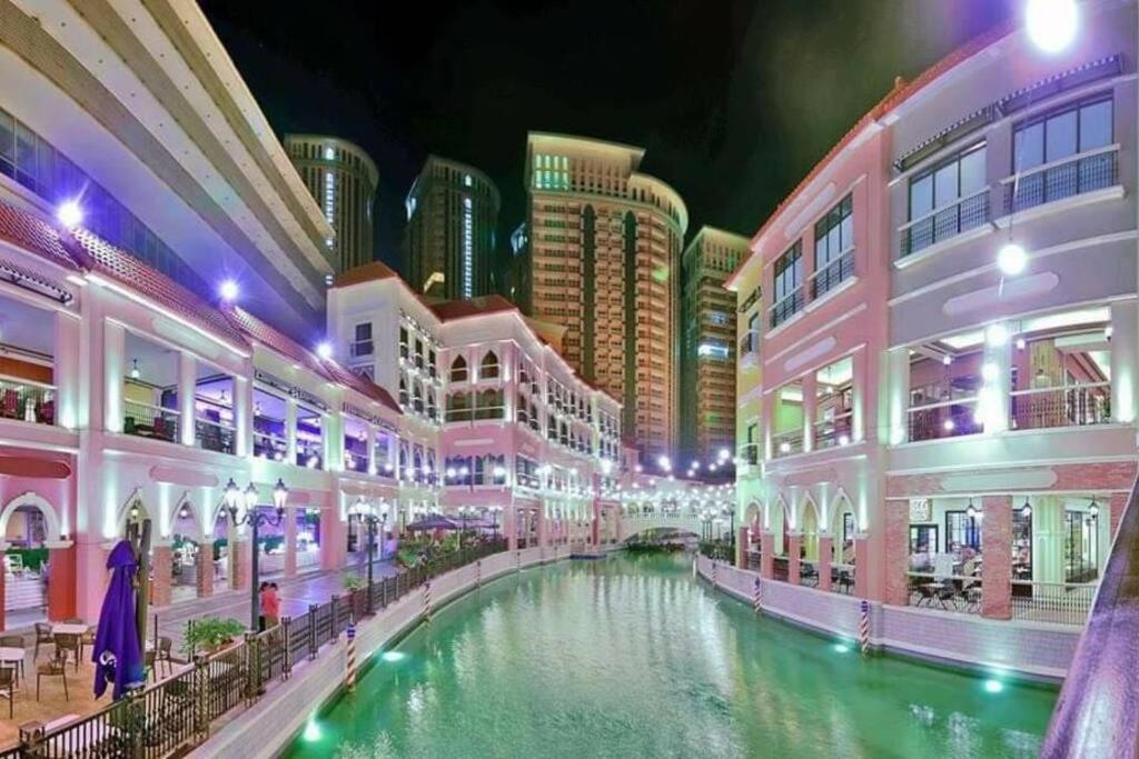 A2J Luxury 1Br Balcony Suite Near Venice Mall Bgc Manila Exterior photo