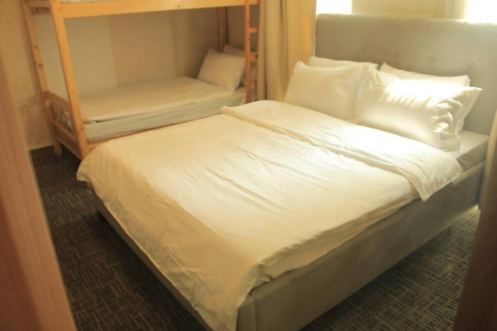 A2J Luxury 1Br Balcony Suite Near Venice Mall Bgc Manila Exterior photo