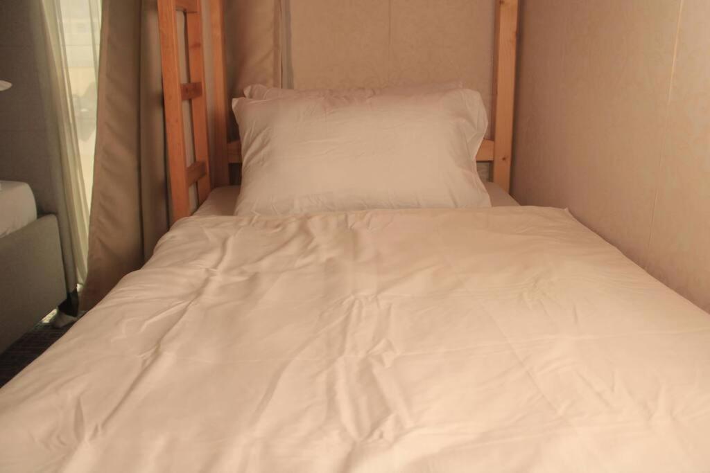 A2J Luxury 1Br Balcony Suite Near Venice Mall Bgc Manila Exterior photo